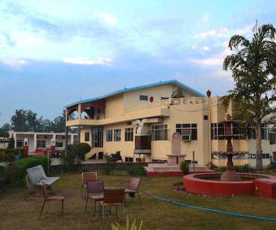 Swaraj Resorts